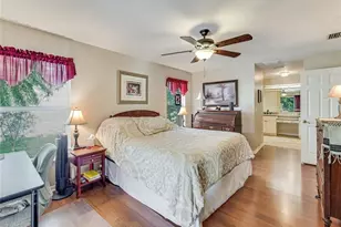 1820 SW 51st St, Cape Coral, FL 33914 - Photo 15