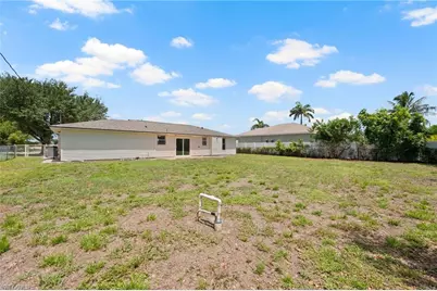 1331 NE 12th Ave, Cape Coral, FL 33909 - Photo 21