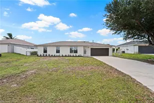 1331 NE 12th Ave, Cape Coral, FL 33909 - Photo 3