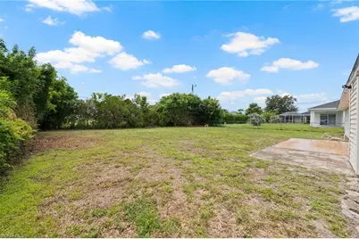1331 NE 12th Ave, Cape Coral, FL 33909 - Photo 19