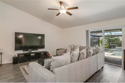 4204 NW 39th St, Cape Coral, FL 33993 - Photo 11