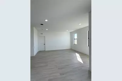 182 Ocean Park Dr, Lehigh Acres, FL 33972 - Photo 7