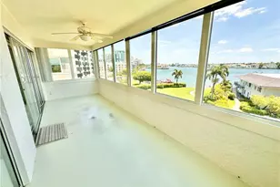 3420 Gulf Shore Blvd N, Naples, FL 34103 - Photo 15