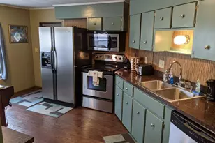 10011 Merion Ct, North Fort Myers, FL 33903 - Photo 3