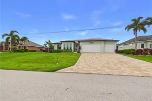 3415 SW 27th Ave, Cape Coral, FL 33914 - Photo 3