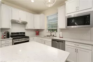 10779 Manatee Key Ln, Estero, FL 33928 - Photo 11
