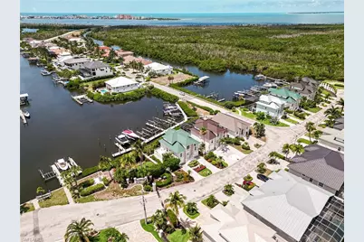 12205 Siesta Dr, Fort Myers Beach, FL 33931 - Photo 3