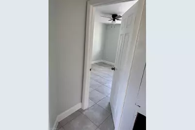 2027 Eloise Cir, North Fort Myers, FL 33917 - Photo 5