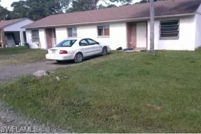2027 Eloise Cir, North Fort Myers, FL 33917 - Photo 1