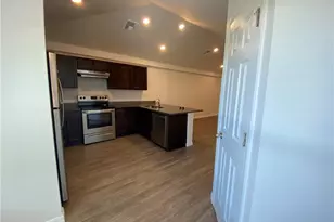 604 Skyline Blvd, Cape Coral, FL 33991 - Photo 3
