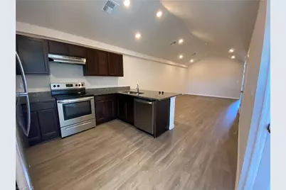 604 Skyline Blvd, Cape Coral, FL 33991 - Photo 5