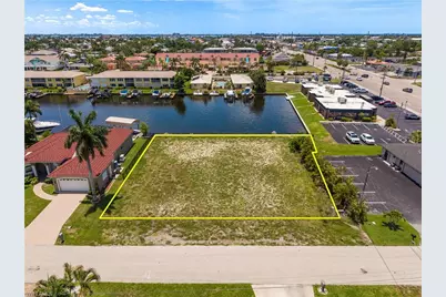 1612 SE 41st St, Cape Coral, FL 33904 - Photo 1