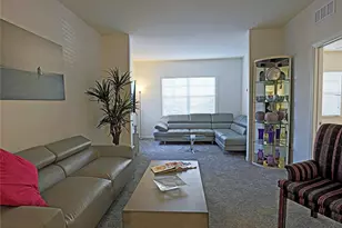 15645 Ocean Walk Circle, Fort Myers, FL 33908 - Photo 3