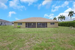 22/ 24 NW 15th Pl, Cape Coral, FL 33993 - Photo 25