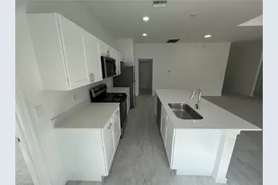 4001 22nd St SW, Lehigh Acres, FL 33976 - Photo 7