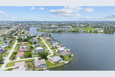 102 SW 9th St, Cape Coral, FL 33991 - Photo 39