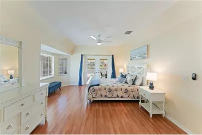 102 SW 9th St, Cape Coral, FL 33991 - Photo 13