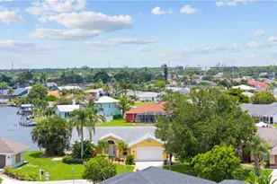 102 SW 9th St, Cape Coral, FL 33991 - Photo 35