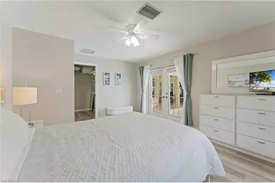 102 SW 9th St, Cape Coral, FL 33991 - Photo 23