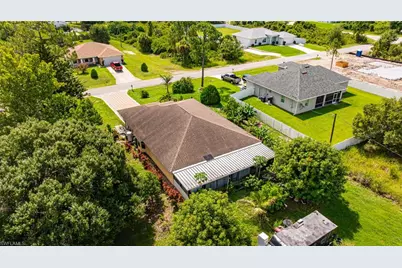 1407 Poinsettia Ave, Lehigh Acres, FL 33972 - Photo 3
