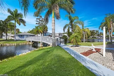 5753 Pink Panther Dr, Fort Myers, FL 33908 - Photo 7