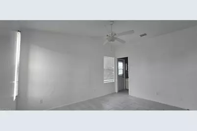 1401 Yvonne Ave S, Lehigh Acres, FL 33976 - Photo 7
