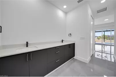 2720 NW 41st Ave, Cape Coral, FL 33993 - Photo 15
