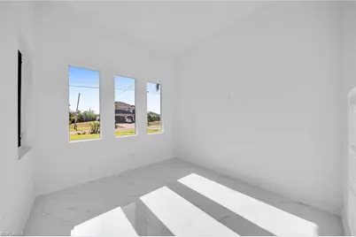 2712 NW 41st Ave, Cape Coral, FL 33993 - Photo 9