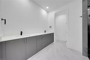 2712 NW 41st Ave, Cape Coral, FL 33993 - Photo 21