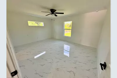 719 Ledge St, Lehigh Acres, FL 33972 - Photo 5