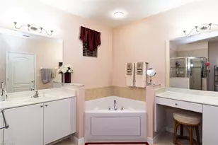 2540 Keystone Lake Dr, Cape Coral, FL 33909 - Photo 19