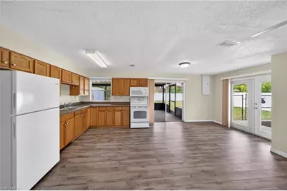 2254 9th Ter, Lehigh Acres, FL 33936 - Photo 9