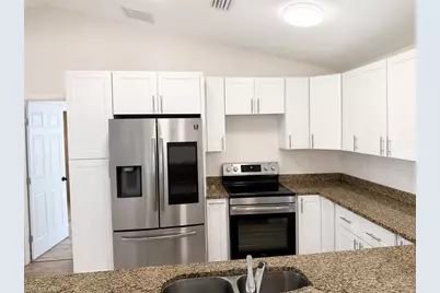 318 SE 46th Ln, Cape Coral, FL 33904 - Photo 5