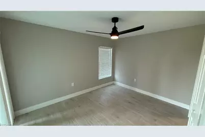 1424 NE 37th St, Cape Coral, FL 33909 - Photo 13