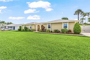 5985 Baker Ct, Fort Myers, FL 33919 - Photo 1
