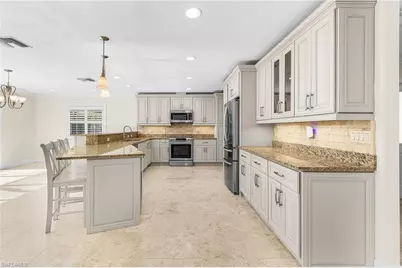 5985 Baker Ct, Fort Myers, FL 33919 - Photo 9