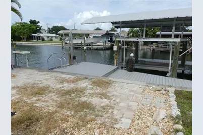 2371 Sycamore St, Saint James City, FL 33956 - Photo 5