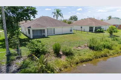 4664 Varsity Cir, Lehigh Acres, FL 33971 - Photo 49