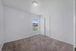 4664 Varsity Cir, Lehigh Acres, FL 33971 - Photo 13