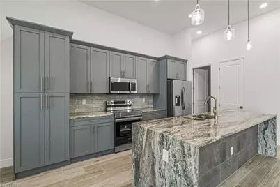 4107 NW 37th St, Cape Coral, FL 33993 - Photo 9