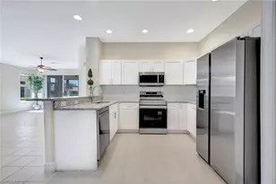 8777 E Bay Cir, Fort Myers, FL 33908 - Photo 9