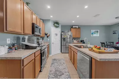 2614 SW 1st Ave, Cape Coral, FL 33914 - Photo 19