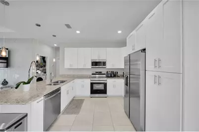 405 NW 10th St, Cape Coral, FL 33993 - Photo 13