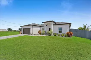 405 NW 10th St, Cape Coral, FL 33993 - Photo 7