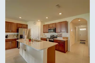 328 SW 24th Pl, Cape Coral, FL 33991 - Photo 17