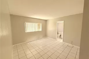 4923 Vincennes Ct, Cape Coral, FL 33904 - Photo 9