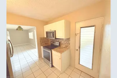 4923 Vincennes Ct #3, Cape Coral, FL 33904 - Photo 5