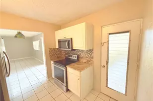 4923 Vincennes Ct, Cape Coral, FL 33904 - Photo 5