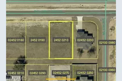 530 Diplomat Pkwy E, Cape Coral, FL 33909 - Photo 1