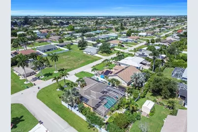 427 SE 19th Ter, Cape Coral, FL 33990 - Photo 41